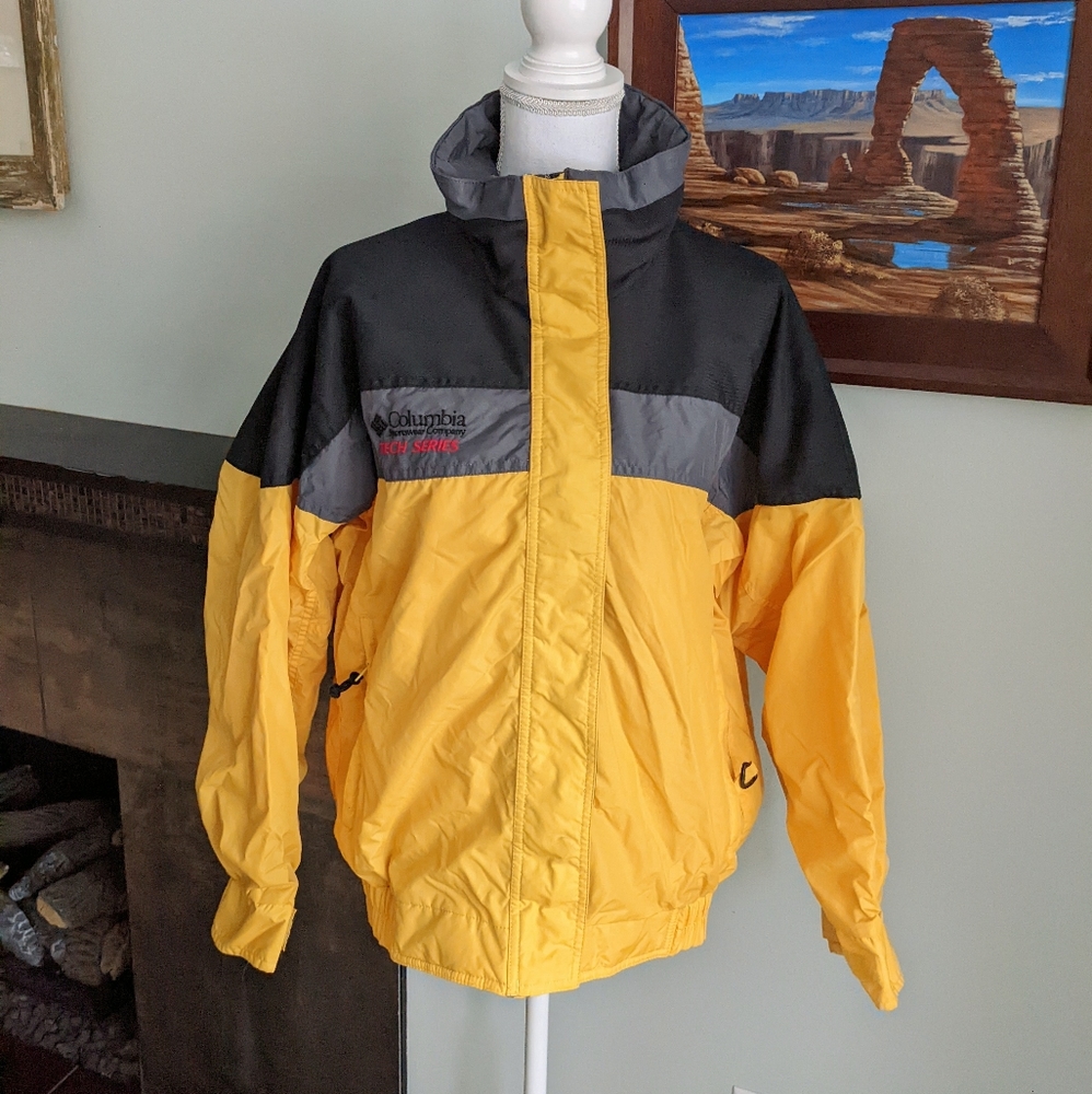 Vintage 90s Columbia Tech Series BUGABOO Yellow Coat Jacket Wm's Medium No Liner